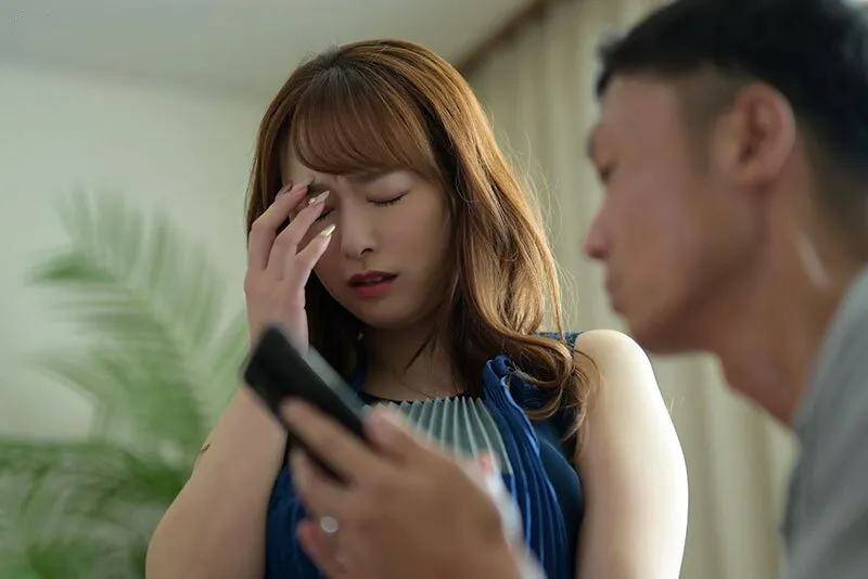 Cô vợ sốc khi Anh xã tâm sự về ước muốn nhìn vợ yêu bị người khác địt